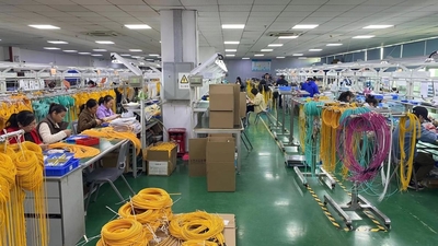 Shenzhen Chuanglixun Optoelectronic Equipment Co., Ltd. línea de producción de fábrica