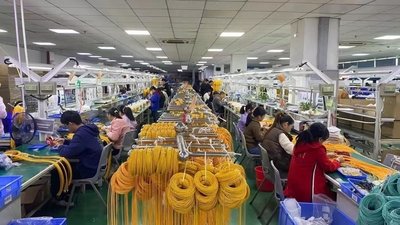 Shenzhen Chuanglixun Optoelectronic Equipment Co., Ltd. línea de producción de fábrica