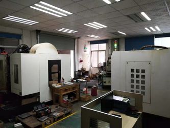Shenzhen Chuanglixun Optoelectronic Equipment Co., Ltd. línea de producción de fábrica