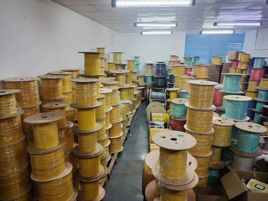 Cable de fibra óptica LSZH amarillo de 1 conductor para conexiones confiables y consistentes