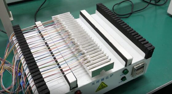 CLX-D02 Horno de curado por epoxi de fibra óptica para 100 ferrules cerámicos con un rango de temperatura de 20 a 300 °C y una precisión de 1 °C