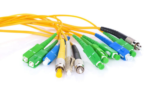 Solo cable G652 del cordón de remiendo de la fibra óptica de la base del solo modo