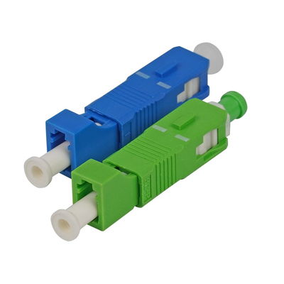 Varón del Sc de la fibra óptica de ROHS al acoplador del adaptador hembra del Lc para la transmisión de datos