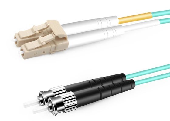 St a dos caras los 2m con varios modos de funcionamiento de la fibra óptica de 2.0m m a la pérdida de inserción baja del cordón de remiendo del Lc OM3